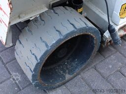 Holland Lift Ecostar HL-7810 Electric, 10m Working Height, 450k