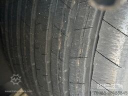 Schmitz Cargobull Curtainsider Mega