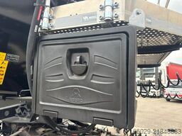 WIELTON 30m³ HARDOX halbrund STRONGMASTER