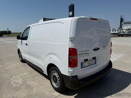 Opel VIVARO 2.0 145CV L2H1