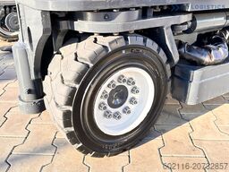 Combilift C4000 / TRIPLEX / 9300MM / GAS / TOP1