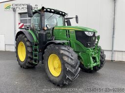 John Deere 6230R