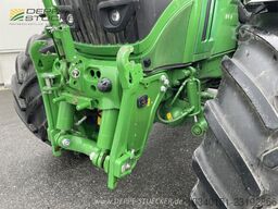 John Deere 6230R
