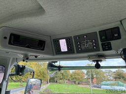 CLAAS Axion 870 CMATIC