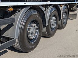  TMT 92 cbm, Lift- u Lenkachse, Schutzplane links