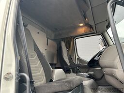 DAF FA LF 55 210 EEV / 14 Ton / Isolated Box / Load...