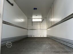 DAF FA LF 55 210 EEV / 14 Ton / Isolated Box / Load...