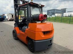 Toyota 7FGCU55 Triplex-Mast / 5tonnen