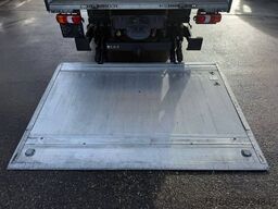 MERCEDES-BENZ ATEGO 821 L Koffer 6,10 m LBW BÄR 1 T*2 X AHK