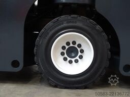 Combilift C3000