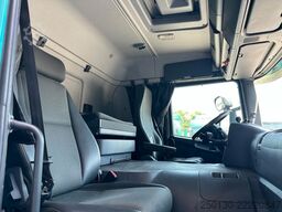 SCANIA P360 4x2 BL Fahrgestell Ohne Aufbau *Motorschade