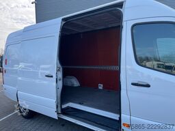 Mercedes-Benz Sprinter 319 1.9 CDI / L4 H2 / RWD / Navi / APK...