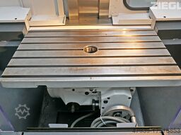 DECKEL FP3A 2820