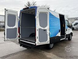 IVECO 35S14E V LED / AHK-3,5T / ACC