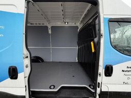 IVECO 35S14E V LED / AHK-3,5T / ACC