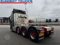 Volvo FH16-750 GLOBETROTTER, 8x4