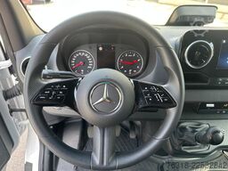 Mercedes-Benz Sprinter 317 CDI PRO Lang Koffer, LDBW, LED, CarPlay