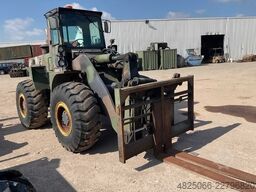 Dresser International M 10 A loader 1983