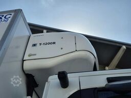 IVECO S-Way AD190S40/FP ThermoKing T-1200R LBW Tür AHK