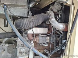 Sennebogen 830 E K17 (only upperstructure with damaged cabin)