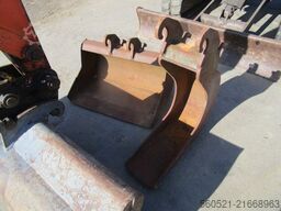 Hitachi EX36UE - Schnellwechsler + 3 Löffel