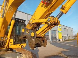 Komatsu PC210LC-11E0