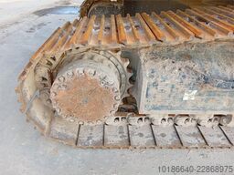 Komatsu PC210LC-11E0