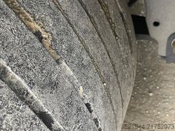 Schmitz Cargobull SCB S2 SCS 18/1-13.62 Curtainsider