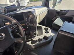 Mercedes-Benz Antos 3243 8x2