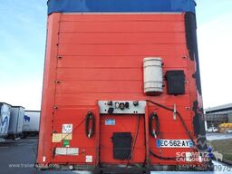 Schmitz Cargobull Semitrailer Curtainsider Standard Hayon