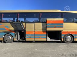 Mercedes-Benz Tourismo RHD