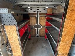 VOLKSWAGEN Crafter Kasten *Allrad* *Ausbau* 4MO