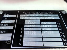 Volvo FH 460 YV2RZ80A0KA843459 NL truck, LNG, FRIGO