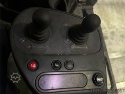 Linde R14X-03 Reach Truck