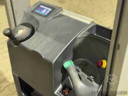 Jungheinrich Elektro Kommissionierer - 2.400mm Gabeln - Service Neu