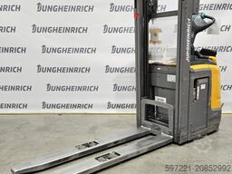 Jungheinrich ERC 214 KP Lithium