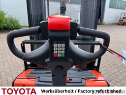 Toyota SWE 120 L /Akku neu!