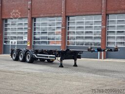 CIMC SILVERGREEN Contailer chassis 3 axle - 1x 20FT/2x 20FT/1x 4...