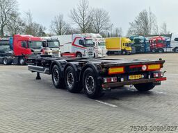 CIMC SILVERGREEN Contailer chassis 3 axle - 1x 20FT/2x 20FT/1x 4...