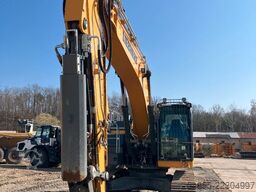 LIEBHERR R926