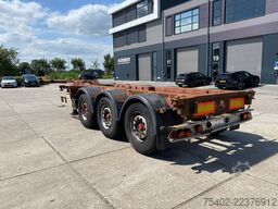 Renders Euro 800 / 2x Extendable / 1x Lift Axle / Disc ...
