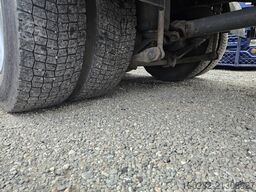 Volvo FM330 Multizone Lenk u. Kühlkoffer