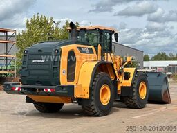 HYUNDAI HL 975 A CVT 4x4