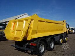 Scania P380 8X4 STEEL KIPPERBOX,MANUALGEARBO