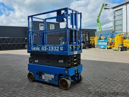 Genie GS1932 Electric, Working Height 7.8 m, 227kg Capac