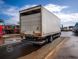 RENAULT D12 210C DXI + DHOLLANDIA