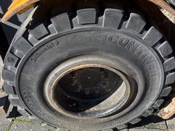 Jungheinrich TFG 425s (Zylinderkopfdichtung defekt)