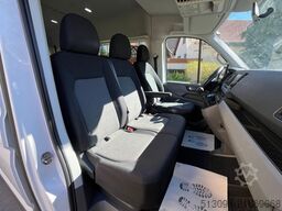 VW CRAFTER 2.0 TDI 8 SITZER KLIMAAUTO. HECKLIFT
