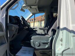 VW CRAFTER 2.0 TDI 8 SITZER KLIMAAUTO. HECKLIFT
