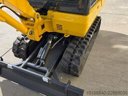 Komatsu PC17R-5